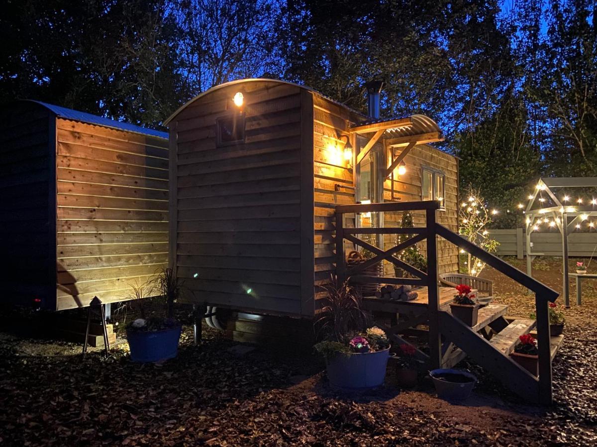 Cosy Double Shepherds Hut In Beautiful Wicklow With Underfloor Heating Throughout Rathnew Exterior photo