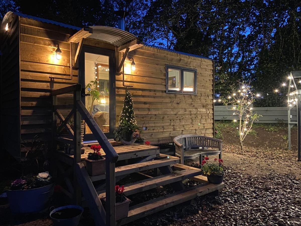 Cosy Double Shepherds Hut In Beautiful Wicklow With Underfloor Heating Throughout Rathnew Exterior photo